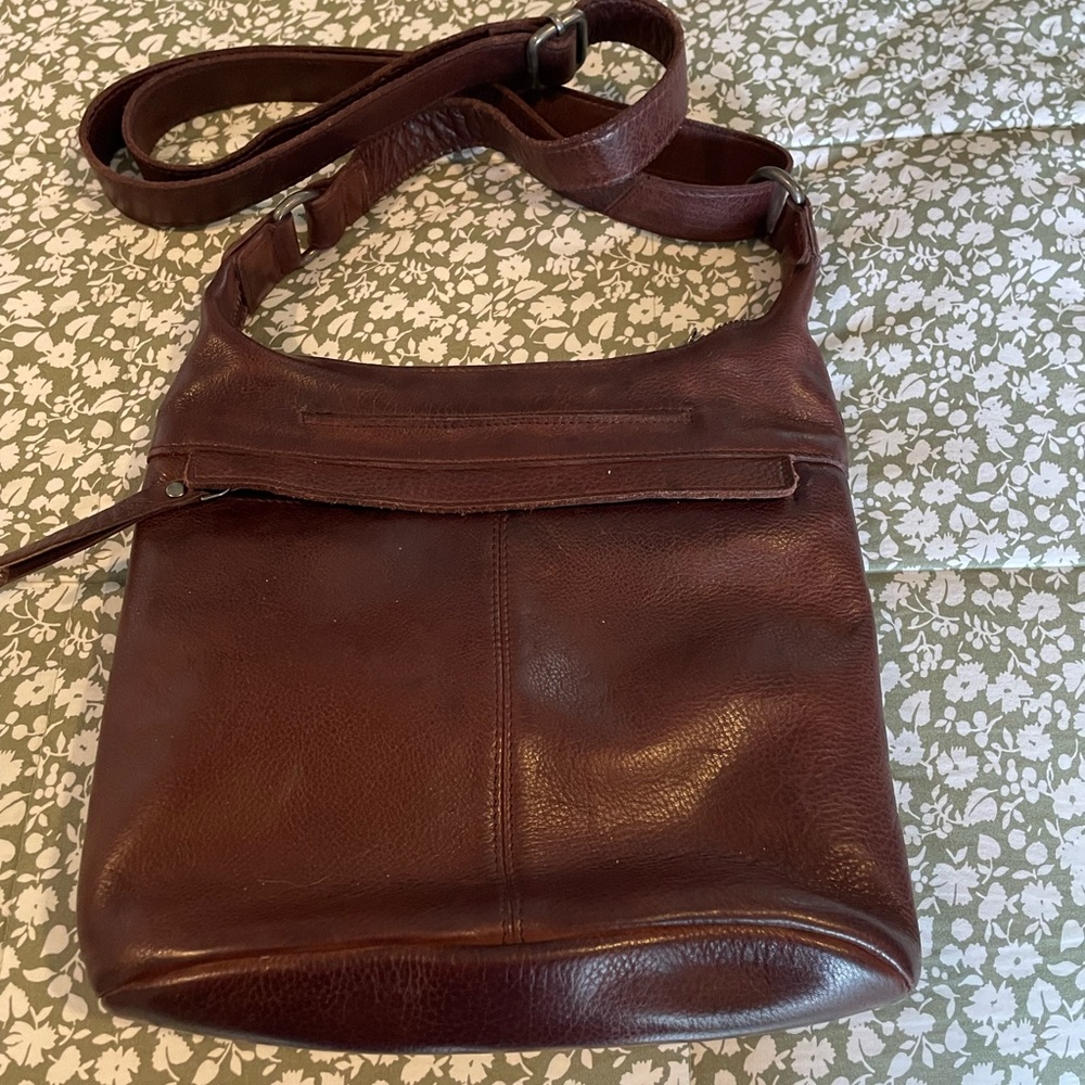 Everyday Leather Crossbody Bag in Dark Brown
